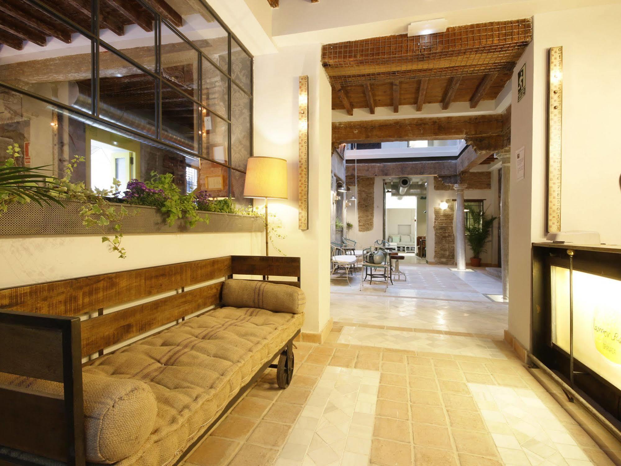 Lemon Rock Hostel 그라나다 외부 사진